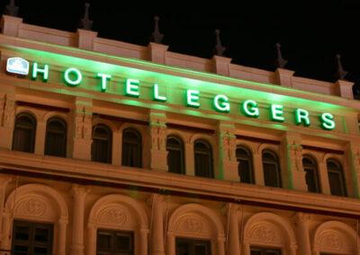Fönsterdekor – Göta Neon