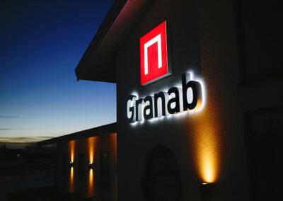 Granab – dekaler och skyltning